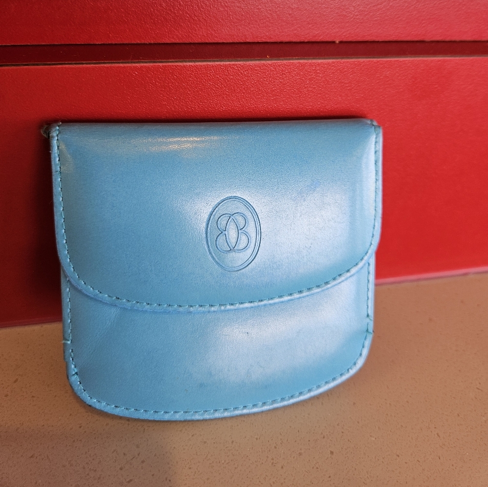 Buxton leather wallet